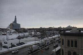 Humphry Inn & Suites