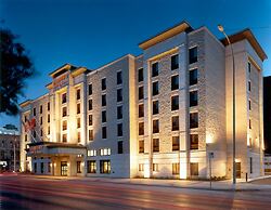 Humphry Inn & Suites