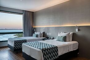 Comfort Suites Vitoria