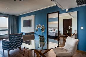 Comfort Suites Vitoria