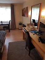 Travel Plaza Hotel