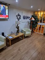 Travel Plaza Hotel