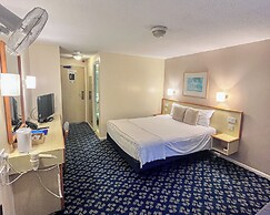 Travel Plaza Hotel