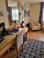 Travel Plaza Hotel