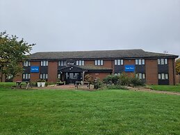 Travel Plaza Hotel