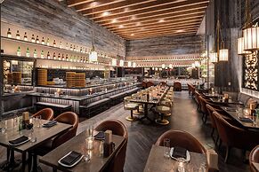 Diplomat Beach Resort Hollywood, Curio Collection by Hilton