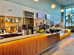 Diplomat Beach Resort Hollywood, Curio Collection by Hilton