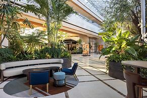 Diplomat Beach Resort Hollywood, Curio Collection by Hilton