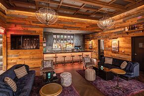 Diplomat Beach Resort Hollywood, Curio Collection by Hilton