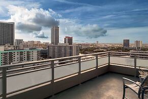 Diplomat Beach Resort Hollywood, Curio Collection by Hilton