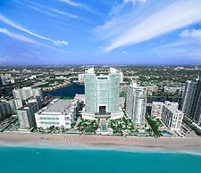 Diplomat Beach Resort Hollywood, Curio Collection by Hilton