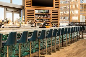 Diplomat Beach Resort Hollywood, Curio Collection by Hilton