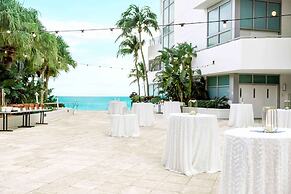 Diplomat Beach Resort Hollywood, Curio Collection by Hilton