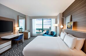 Diplomat Beach Resort Hollywood, Curio Collection by Hilton