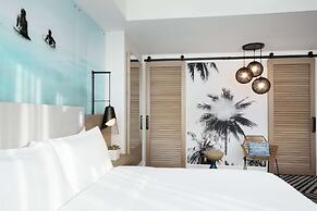 Diplomat Beach Resort Hollywood, Curio Collection by Hilton