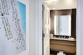 Diplomat Beach Resort Hollywood, Curio Collection by Hilton