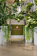 Diplomat Beach Resort Hollywood, Curio Collection by Hilton