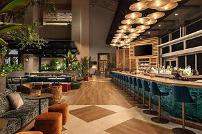 Diplomat Beach Resort Hollywood, Curio Collection by Hilton