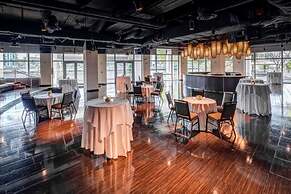 Diplomat Beach Resort Hollywood, Curio Collection by Hilton