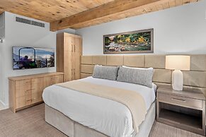 Aspen Square Condominium Hotel