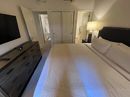 Aspen Square Condominium Hotel