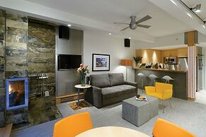 Aspen Square Condominium Hotel