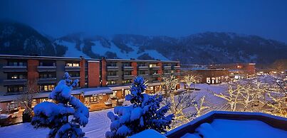 Aspen Square Condominium Hotel