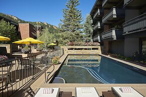 Aspen Square Condominium Hotel