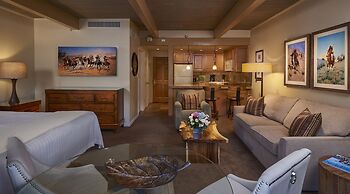 Aspen Square Condominium Hotel