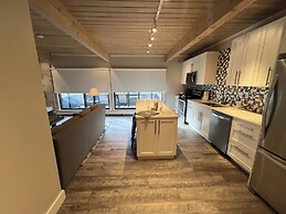 Aspen Square Condominium Hotel