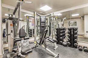 Aspen Square Condominium Hotel