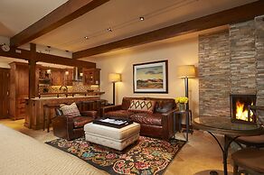 Aspen Square Condominium Hotel