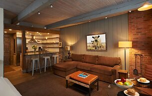 Aspen Square Condominium Hotel