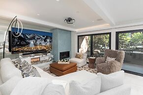 Aspen Square Condominium Hotel