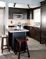 Aspen Square Condominium Hotel