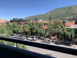 Aspen Square Condominium Hotel