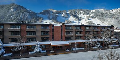 Aspen Square Condominium Hotel