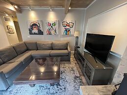 Aspen Square Condominium Hotel