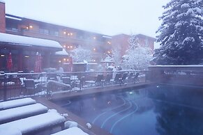 Aspen Square Condominium Hotel
