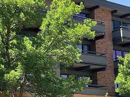 Aspen Square Condominium Hotel