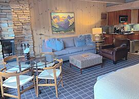 Aspen Square Condominium Hotel