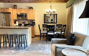 Aspen Square Condominium Hotel