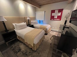 Aspen Square Condominium Hotel