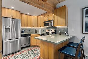 Aspen Square Condominium Hotel