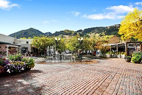 Aspen Square Condominium Hotel