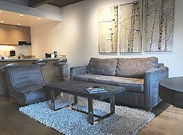 Aspen Square Condominium Hotel