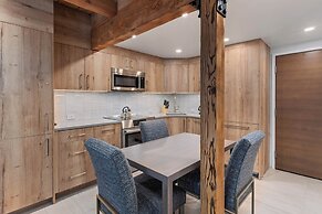 Aspen Square Condominium Hotel