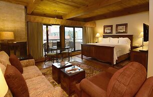 Aspen Square Condominium Hotel