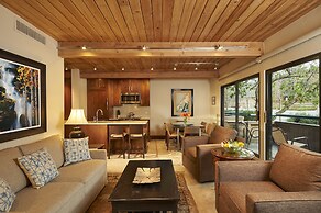 Aspen Square Condominium Hotel