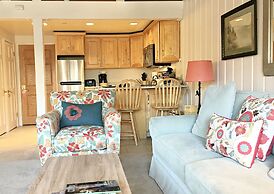 Aspen Square Condominium Hotel